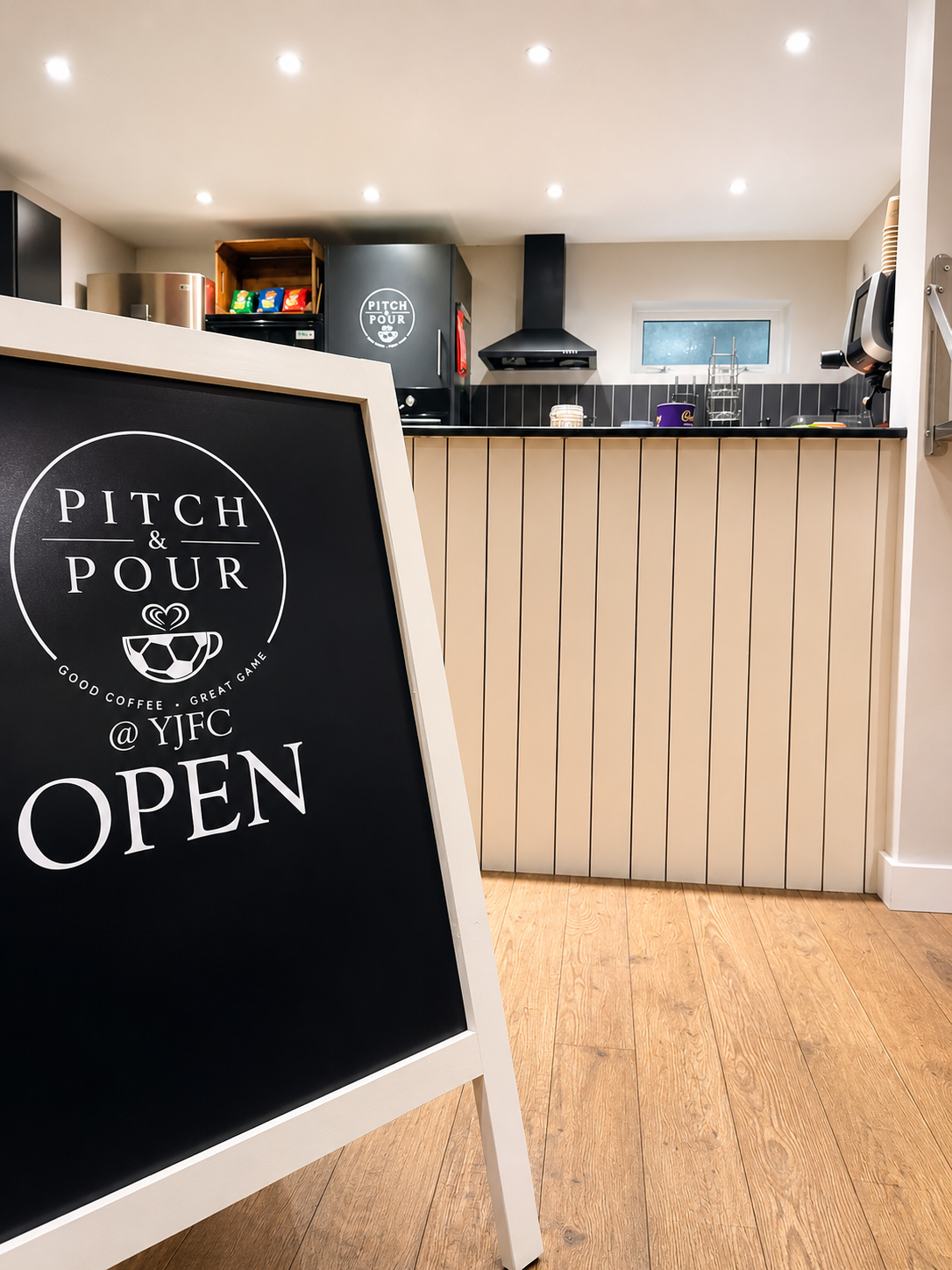 Pitch & Pour open sign